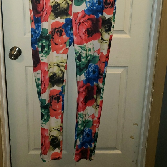 Jumpsuit - Picture 3 of 5